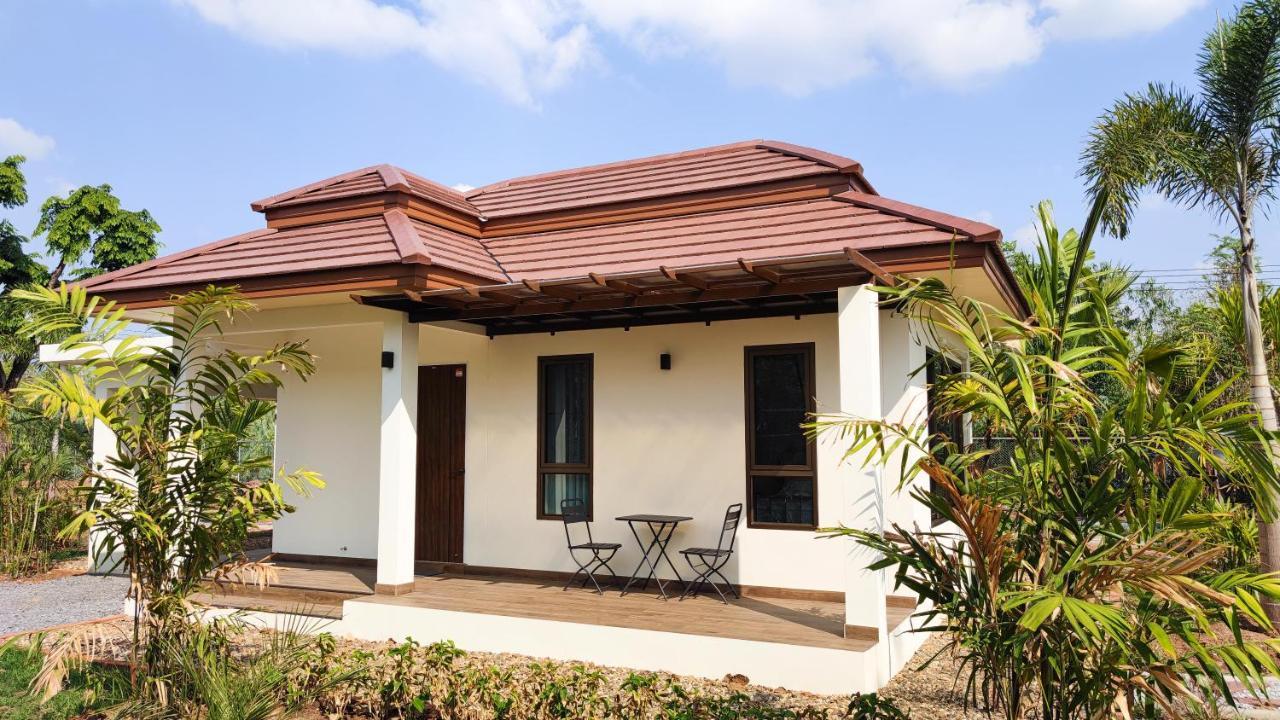 Isan Golf & Adventure Hotel Udon Thani Exterior foto