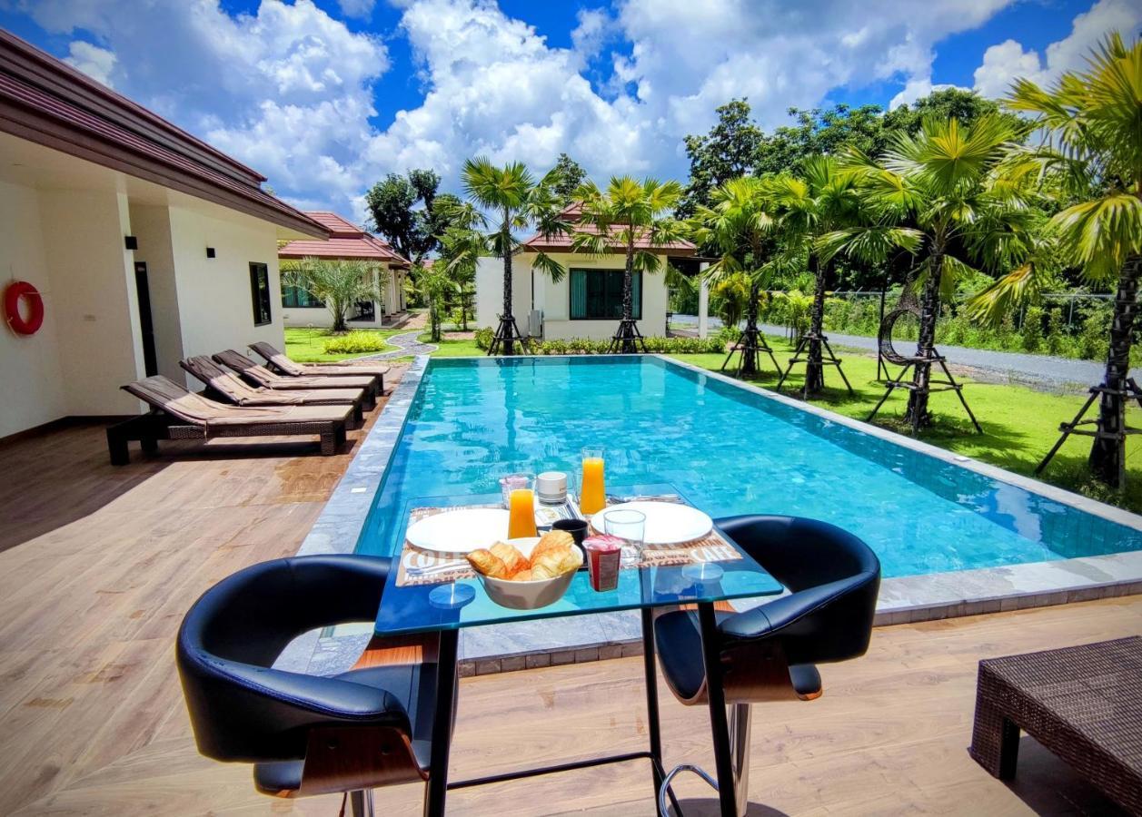 Isan Golf & Adventure Hotel Udon Thani Exterior foto