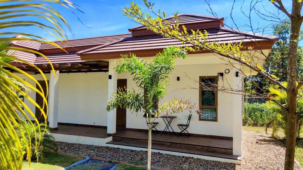 Isan Golf & Adventure Hotel Udon Thani Exterior foto