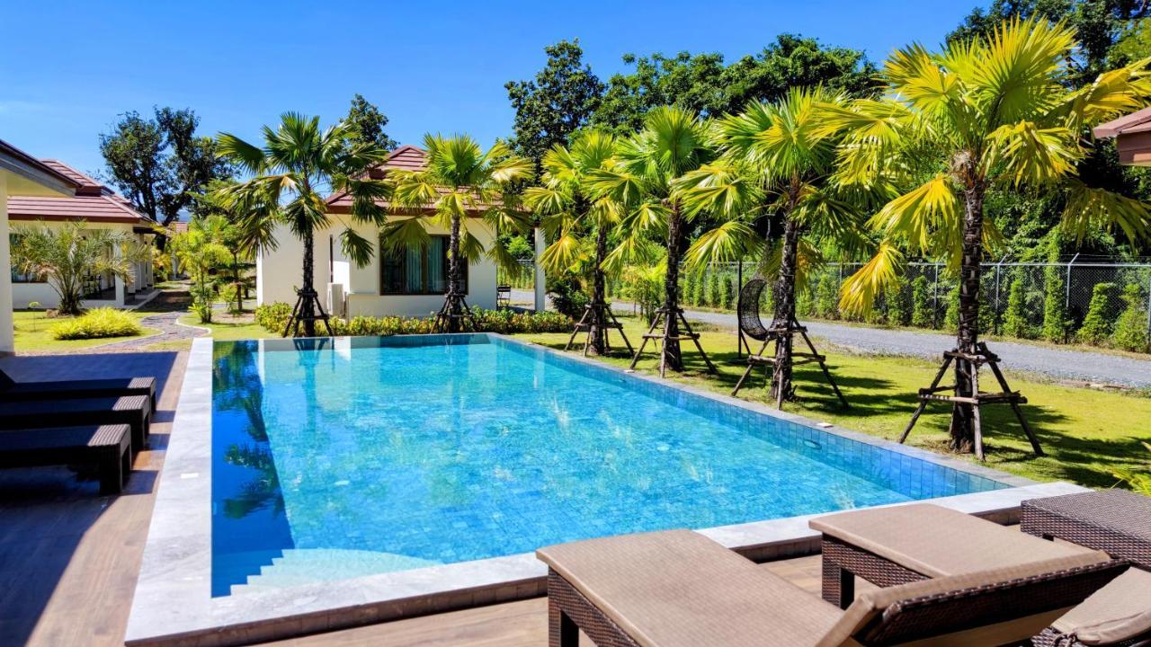 Isan Golf & Adventure Hotel Udon Thani Exterior foto