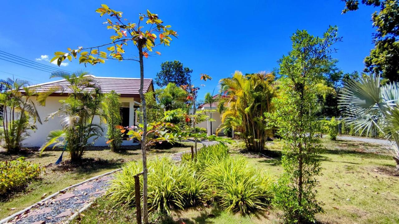 Isan Golf & Adventure Hotel Udon Thani Exterior foto