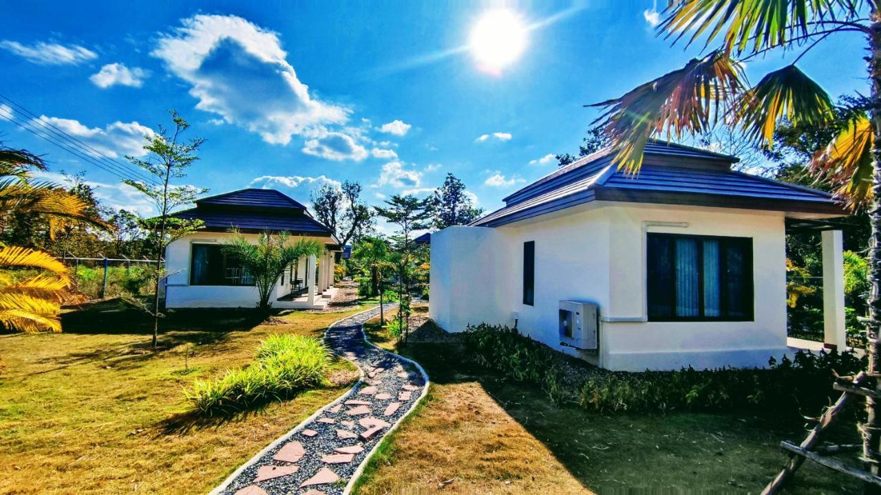 Isan Golf & Adventure Hotel Udon Thani Exterior foto