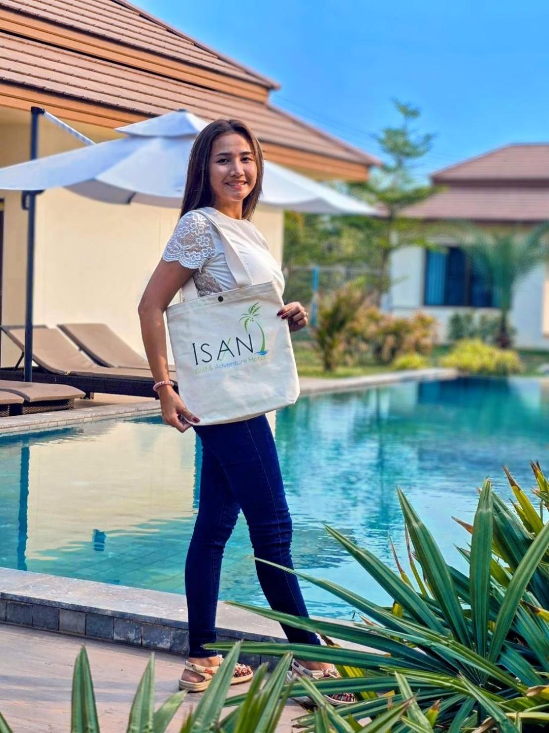 Isan Golf & Adventure Hotel Udon Thani Exterior foto